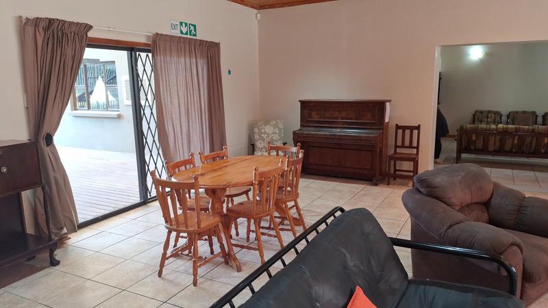 To Let 7 Bedroom Property for Rent in Humansdorp Eastern Cape